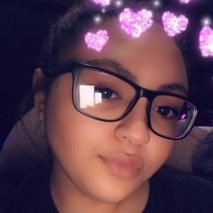 Meet your Posher, Danyell